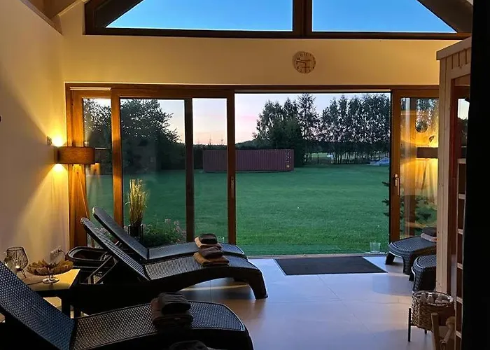 Wierzbowy Zakatek Κατάλυμα σε φάρμα