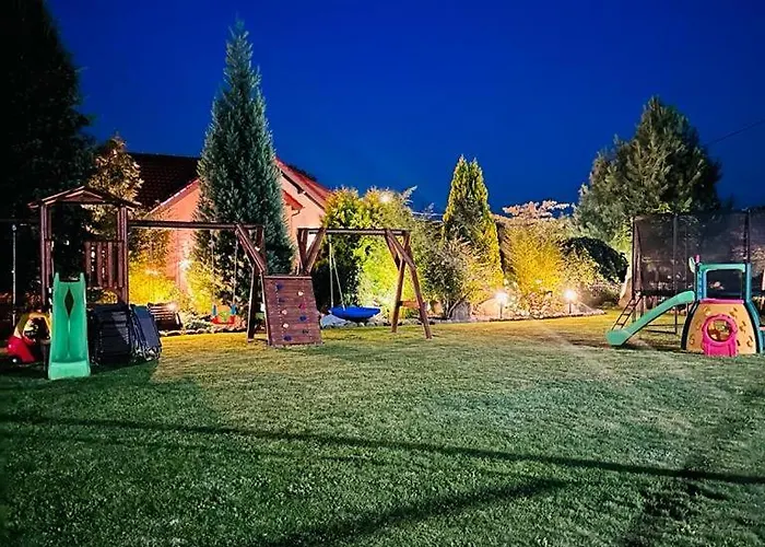 Wierzbowy Zakatek Κατάλυμα σε φάρμα *